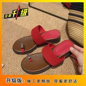 [Free Shipping] New Summer Outdoor Metal Buckle Flip-Flops For Women Featuring A Thick Sole And A Wedge Heel Perfect For The Beach