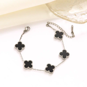 Gelang Tangan Titanium Wanita Bunga Semanggi Terbaru Gelang Tangan Titanium Anti Karat Tidak Luntur