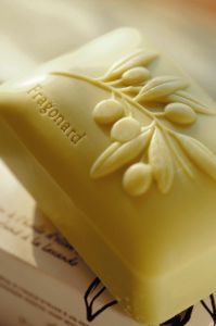 Fragonard Olive Oil and Lavender Moisturizing French Marseille Soap by Senteurs de Provence since 2004