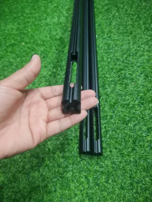รางอลูมิเนียมโปรไฟล์ขนาดรางกว้าง 22 x 25 มิล พ่นสีพ่น รางมีขนาดยาว 100 - 130 เซนติเมตร