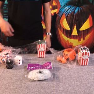 [SG Stock] Stretchable Spider Web Halloween Decoration Scary Cobweb Haunted House Party Decor with 2 Spiders