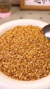 Ready-to-Eat Roasted Flax Seeds Healthy High-Fiber Snack Protein Packed & Portable Ready-to-eat roasted flax seeds