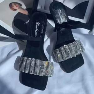 Guốc Cao Gót 7-9p Đính Đá Lấp Lánh Siêu Êm Mịn Hàng Quảng Châu