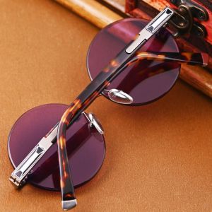 JJKing แว่นกันแดดทรงกลมวินเทจไร้ขอบสีเขียวสำหรับผู้ชายป้องกันรังสียูวีเลนส์แก้วพลาสติกคลาสสิกสบายๆแว่นตาโลหะสวยงามสำหรับผู้ชายแว่นกันแดดตกปลาแบบดั้งเดิมป้องกันแสงแดดสำหรับขับรถ