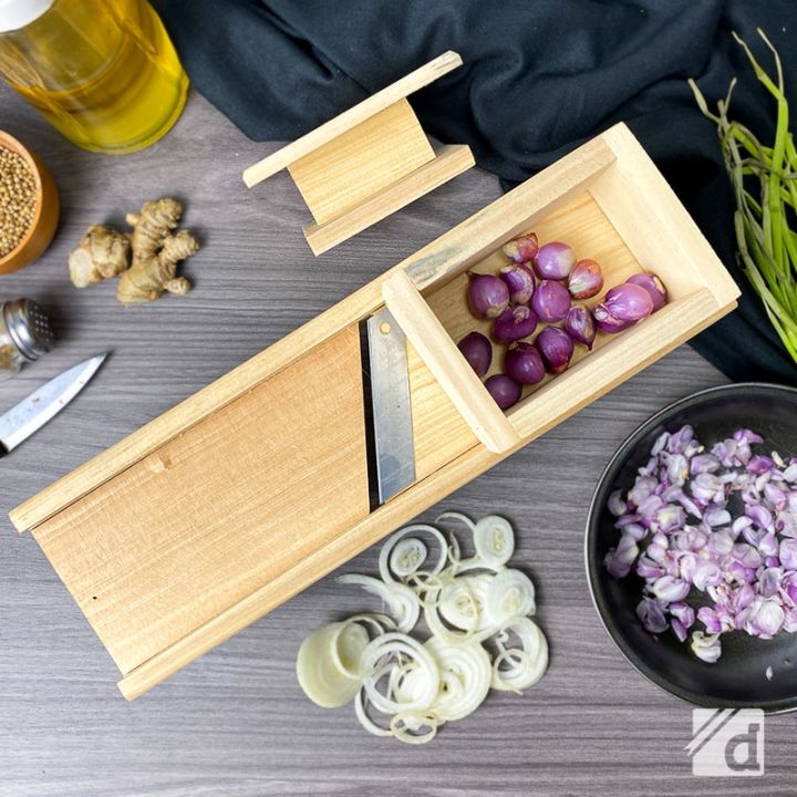 Alat%20Pengiris%20Bawang%20Merah%20dan%20Keripik%20Kentang%20Serbaguna%20Bahan%20Kayu%20jati%20-%20Image%202