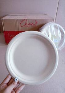 จานชานอ้อย ขนาด 9 นิ้ว (P013) สีธรรมชาติ แพคละ 50 ชิ้น ยี่ห้อCHAN