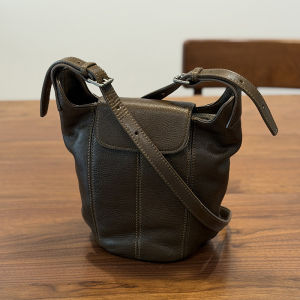 BeeGreen Women Genuine Leather Shoulder Bag Fashion Bucket Bag Minimalist Commuter Bag High Quality Daily Small Sling Bag