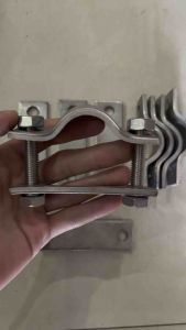 Cổ dê thẻ bắt dàn lap máy đuôi tôm ống 34 cổ dê inox 304