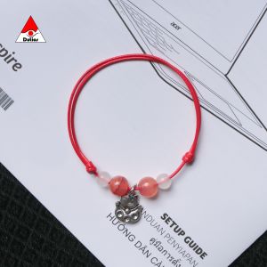 Vòng tay macrame DUTIOS hạt đá pha lê rạn mix charm VPL002