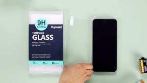 VIVO iQOO 15 5G Tempered Glass by IBYWIND – 9H Hardness Anti-Scratch Bubble-Free HD Clear