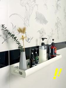 SXH Cream-style bathroom invisible storage rack no-drill wall-mounted toilet washroom sink storage shelf