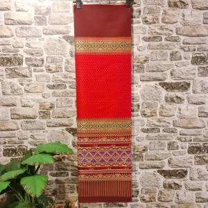 76.ผ้าไหมแกมฝ้าย ผ้าทอทั้งผืน ลายซิ่นตีนจกเชียงแสน สีแดงก่ำ