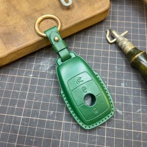 2023 Genuine Leather Car Key Cover Case Shell Bag Protective Cover for Mercedes Benz CLS CLA GL R SLK AMG A B C S R