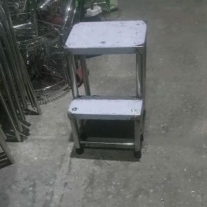 Bậc bước inox 2 tầng cao 50cm cho người già leo lên thấp nhang