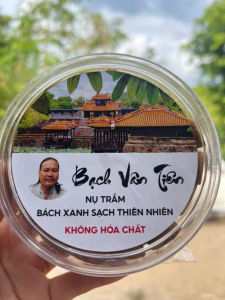 Hộp Nụ Trầm Thảo Mộc Bạch Vân Tiên 32 nụ trầm hương hương thơm thanh mát xông nhà tẩy uế dùng cho lư và thác khói thời gian đốt 30 phút /1 nụ trầm