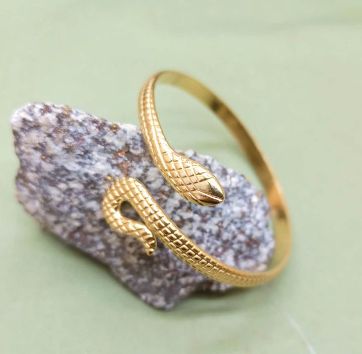 Fashionable Adjustable Stainless Gold Plated Snake Bangle