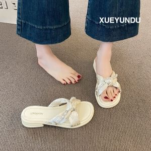 [Free Shipping] Trendy Thick-Soled Slippers For Women 2026 Summer New Collection Pearl-Embellished Round-Toe Open-Toe Sandals For Outdoor Wear