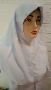 Jilbab SD Instan Robani: Praktis & Nyaman untuk Anak