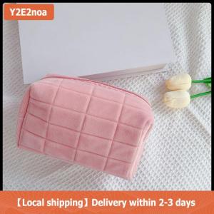 【Local shipping】 Dễ Thương Lông Trang Điểm Túi Cho Phụ Nữ Dây Kéo Lớn Rắn Màu Mỹ Phẩm Túi Du Lịch Make Up Túi Vệ Sinh Cá Nhân Rửa Pouch Sang Trọng Bút Pouch