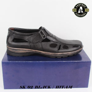 SEPATU  KULIT PRIA MODEL SANTAI /SONGKOK ( SK 02 )