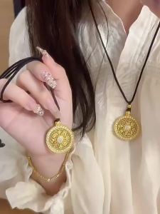 AE Mặt dây chuyền la bàn bát bảo vật xoay được phong cách Trung Hoa truyền thống màu vàng dành cho nữ trang sức phong cách cổ điển sang trọng nhẹ nhàng kiểu giữa thế kỷ.