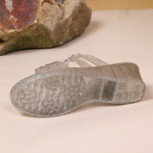 Free Shipping New Summer Crystal Slippers For Women Featuring Thick Soles High Heels Non-Slip Soles Transparent Crystal Design And A Wedge Heel Suitable For Wearing Outdoors