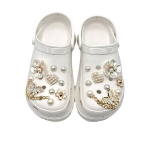 17Pcs/Set Crocs Jibbitz Charms Crystal Diamond Butterfly Shoe Flower Jewelry Crystal Pearl Chain Detachable Shoe Buckle for Crocs
