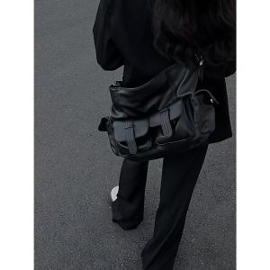 Túi đeo chéo phong cách retro Mỹ dung tích lớn túi tote đen túi hobo túi thời trang dành cho nữ năm nay.