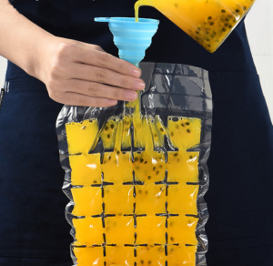 Disposable Ice-making Bags & 10PCS Ice Cube Trays: A Complete Guide