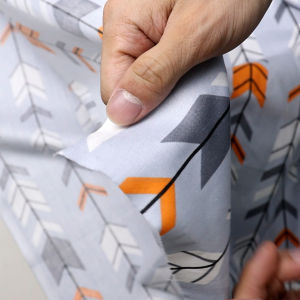 ผ้าคอตต้อน 100% ลายลูกศร หน้ากว้าง 65 นิ้ว ผ้าเมตร ผ้าหลา