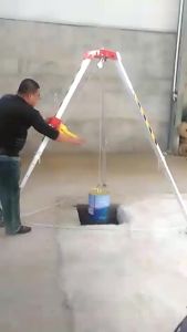 Fire-fighting Deep Well Rescue Tripod - All-terrain Retractable Aluminum Alloy Wellhead Lifting Rescue Tripod