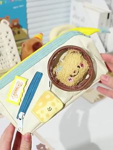 ins Cute food-themed pencil case with contrasting colors large capacity multifunctional stationery organizer for primary and secondary school students