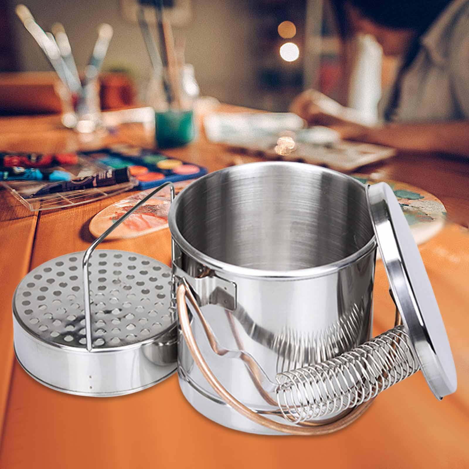 Làm thế nào để chọn xô rửa cọ vẽ phù hợp cho người mới học vẽ màu nước?