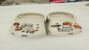 Sticker 2D Charm jibbitz gắn dép sục mẫu C22 bóng rổ