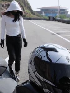Modular Helmet Motorcycle Sun Protection Helmet Modular Helmet Motorcycle Men Mens and womens Bluetooth open-face helmet for motorcycle touring Full Face Helmet Motorcycle