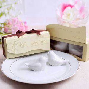 【Fast delivery】 Lovebirds Salt & Pepper Shaker Rustic Quality Unique Useful Anniversary Wedding Souvenir Giveaway
