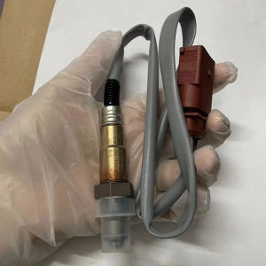 เซ็นเซอร์ออกซิเจน O2 สำหรับ Audi- TT A4 Quattro- V--W Golf-GTI Jetta- 1.8L 06A906262AJ 06A906262BG เซ็นเซอร์อัตราส่วนอากาศเชื้อเพลิง