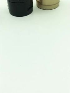 Avon Little Black Dress ชุดอาบน้ำและครีมบำรุงผิวสำหรับเดินทาง น้ำหอม น้ำยาสบู่ ครีมบำรุงผิว น้ำหอมอ่อนๆ ช่วยให้ผิวชุ่มชื้น 150 กรัม water