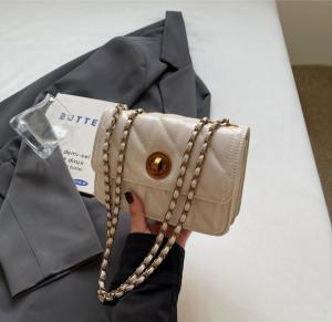 Túi đeo chéo kẹp nách xách tay da bóng trần chỉ khóa tròn thời trang Thanhthushop68 066