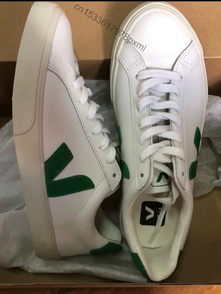 Veja esplar leather hot sale white emeraude