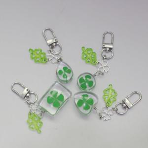 godessing 1 Piece Lucky Four-Leaf Clover Pendant Cellphone Lanyard Keychain Woman Girl Bag Camera Decoration Phone Strap Charm Chain