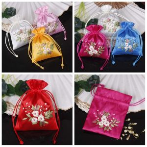 XINSU38 Candy Bag Embroidery Flower Drawstring Bag for Filled Fragrant Herbs Perfume Spice Bag Chinese Style Sachet Antique Bucket Bag Cloth Storage Bag Ladies