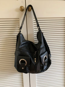 Korean-style simple unique versatile and fashionable zipper pocket PU Pitot bag shoulder bag large-capacity commuter backpack