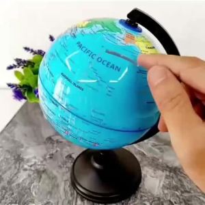 KidsWorldGlobeLearning&GlobePiggyBank10.6/14.2cmGlobDuniaTabungDuitKanakGeografiStationeryCoin The globe is covered