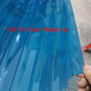 Tôn nhựa lấy ánh sáng Poly màu Xanh ( Khổ rộng 1.05m x dài 1m)