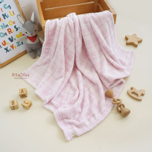 [Altadiosbaby] Kado FLUFFY Baby Blanket Premium | Selimut Bayi Polos dan Motif Halus dan Lembut | Alas Tidur Baby Newborn | Selimut Anak New Born | Perlengkapan Bayi Baru Lahir | Alas Stroller | Kain Bedong Bayi Jumbo | Pernel Bayi |Tatakan Ompol |