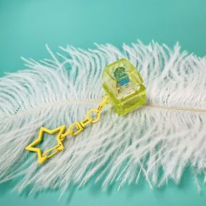 YUNAFIN Bàn phím DIY Móc khóa Fidget Nút phím Có đèn Đồ chơi kẹp  Để bạn giết thời gian Nắp bàn phím ngón tay