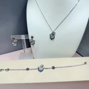 Swarovski Simple SWAN bracelet with crystals and charms easy to adjust size - Luxurious gift for women