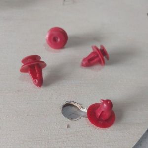 Kancingklip doortrim Universal Rp.9500/14pcs