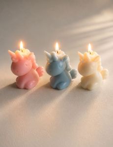 Bay Unicorn Candle – Scented Shiny Finish | Birthday Souvenirs & Gifts